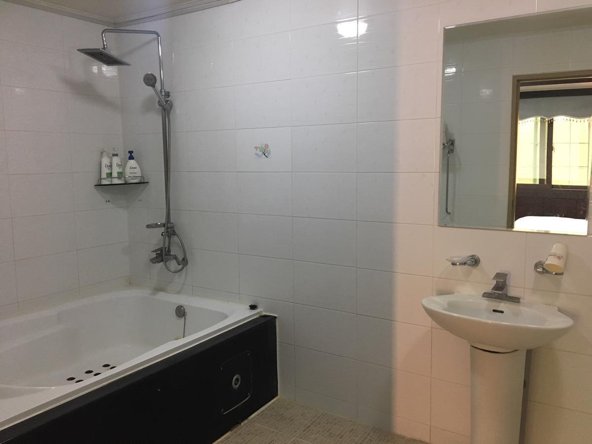 Gwangju Metropolitan City Nobless Hotel מראה חיצוני תמונה